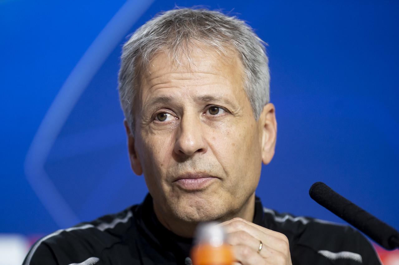 包含今晨法国杯传出新动向,上海海港内部沟通,管理层表态:震撼外界,赛季目标并未改变的词条爱游戏内容中心