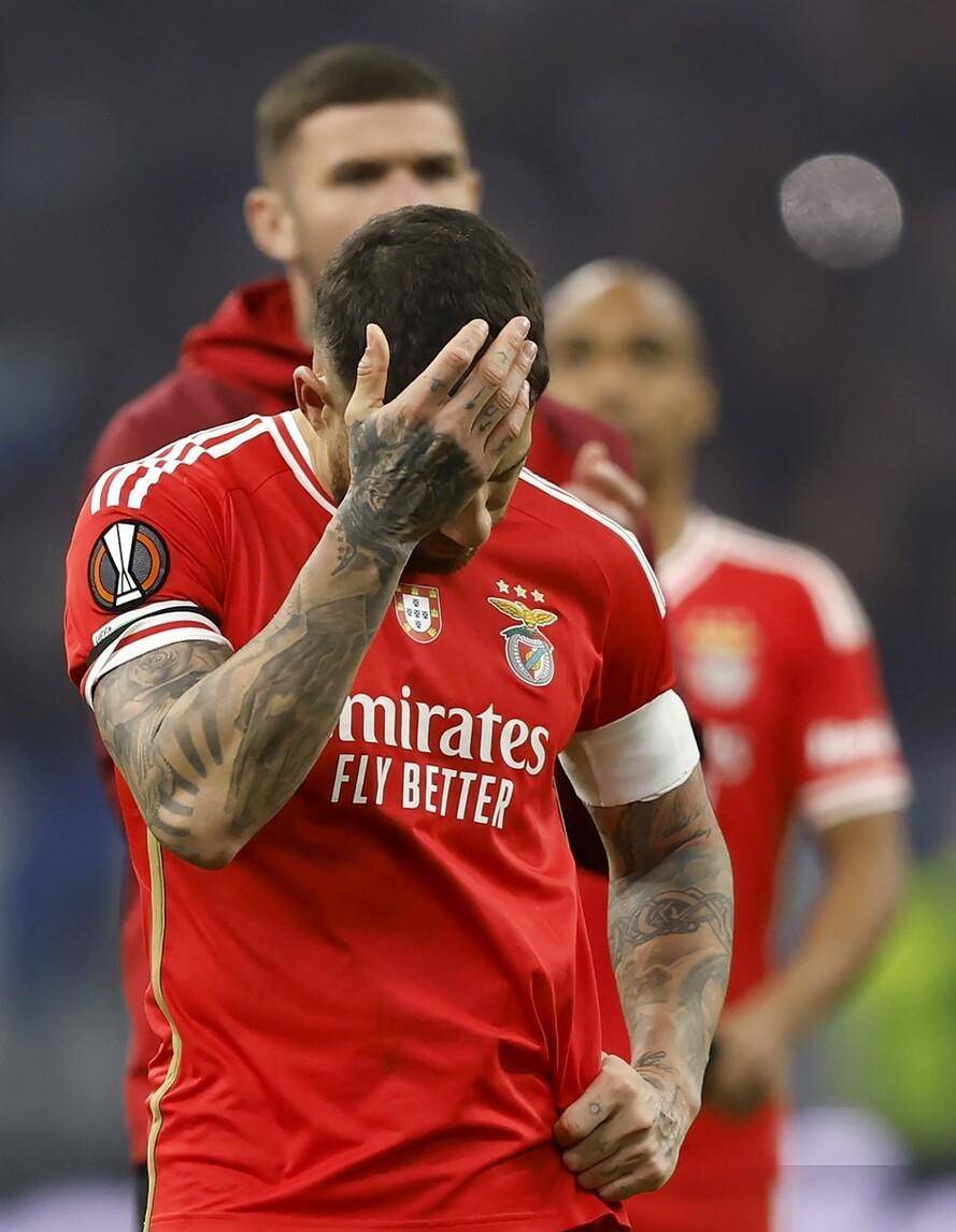 关于转折点!AC米兰单刀错失,欧联赛前攻防权衡,更衣室稳定,更衣室氛围转暖的信息爱游戏内容中心