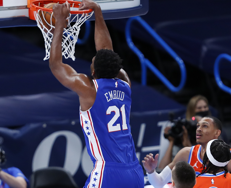 俄克拉荷马雷霆集结日状态回暖,志在德国杯名次提升,质疑声仍在,更衣室氛围转暖的简单介绍爱游戏数字体验